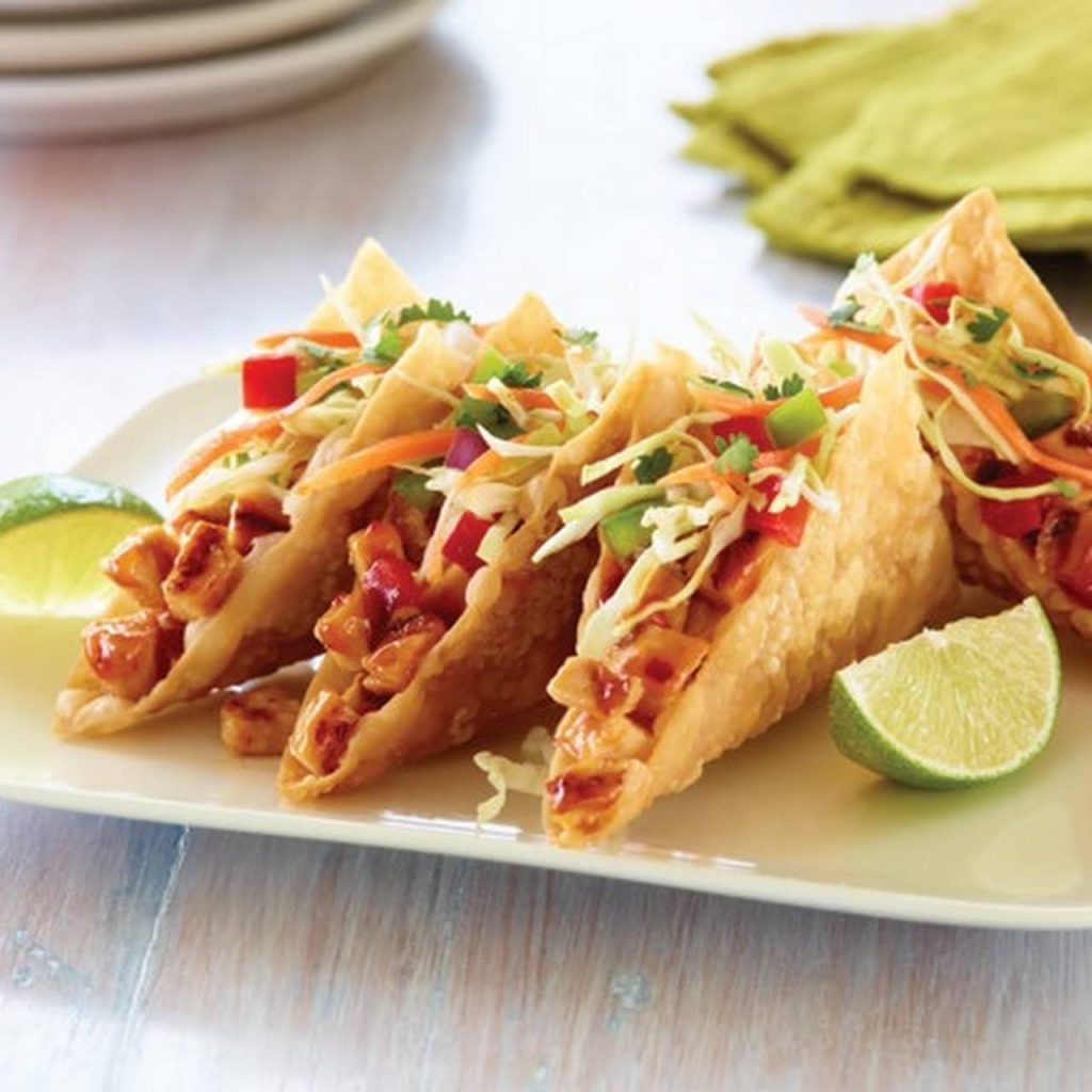 Tacos wonton comida de fusión asiática